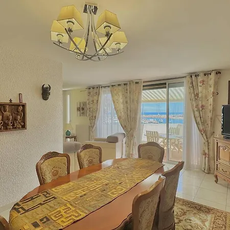 Superbe T2 Avec Vue, Clim, Parking Privé Au Barcarès - Fr-1-529-20